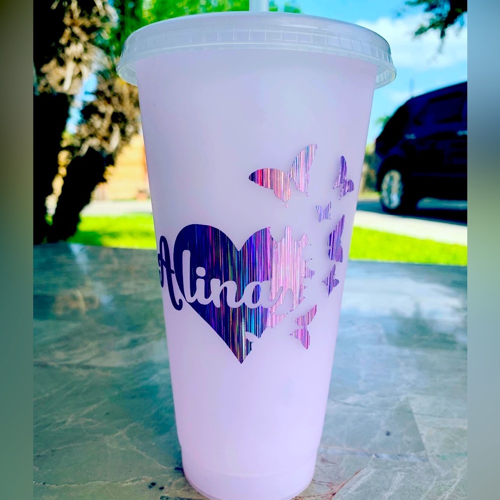Color changing custom  cups !💓